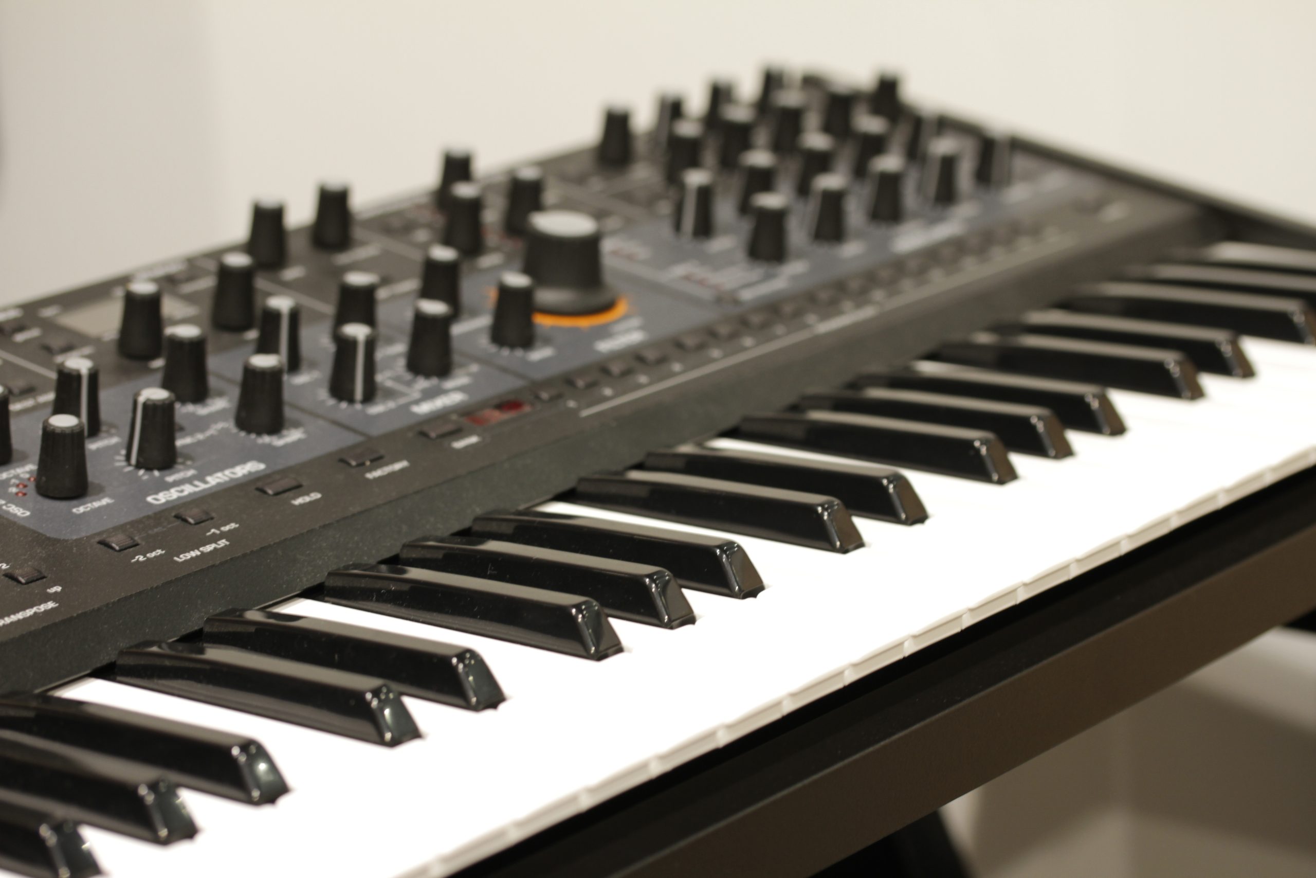 Music Services at Mighty Sound | Synthesiser and Music Composition Music Services at Mighty Sound | Synthesiser and Music Composition